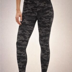 Athleta Black and Gray Camo Leggings